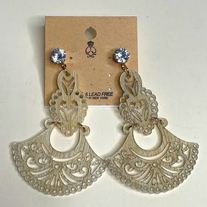 Ornate Laser Cut Beige Clear Rhinestone Earrings NWT